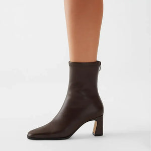 Bota Cano Curto Marrom