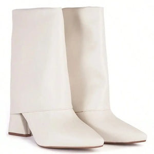 Bota Cano Médio Bico Fino Branca