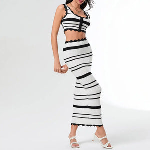 Conjunto Listrado Feminino com Cropped e Saia Longa