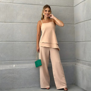 Conjunto de Alfaiataria Feminina com Blusa Assimétrica e Calça Elegante