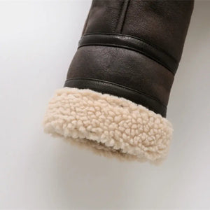 Jaqueta-de-Couro-Feminina-Modelo-Sauvage