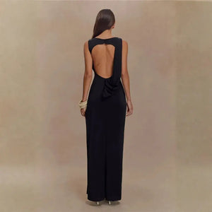 Vestido Longo Elegante Drapeado com Fenda Sofisticada