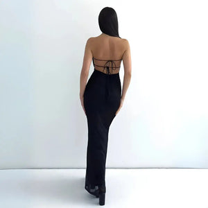 Vestido Longo Tomara que Caia Preto Estampa Floral Vermelha