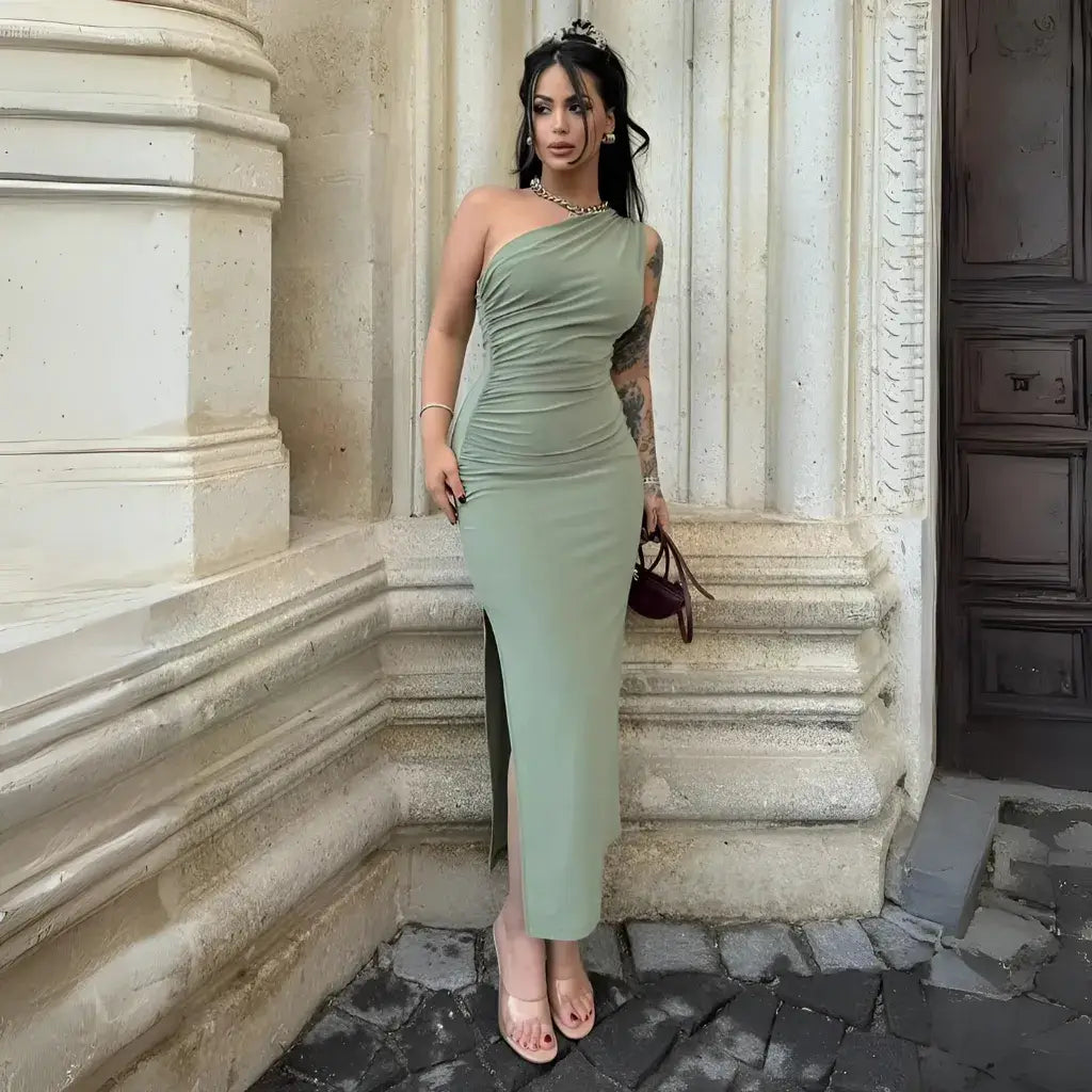 Vestido-Midi-Modelo-Maeva