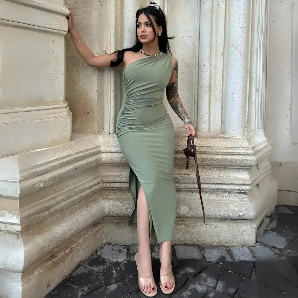 Vestido-Midi-Modelo-Maeva