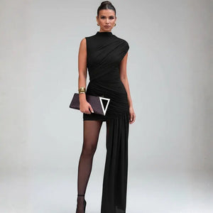 Vestido de Festa Curto Drapeado Cauda Lateral Elegante