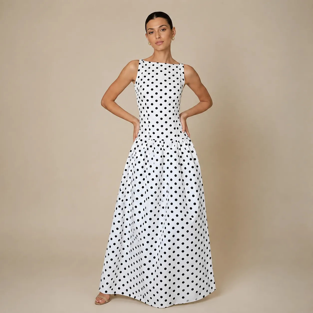 Vestido Feminino Longo Poá Preto e Branco – Camille