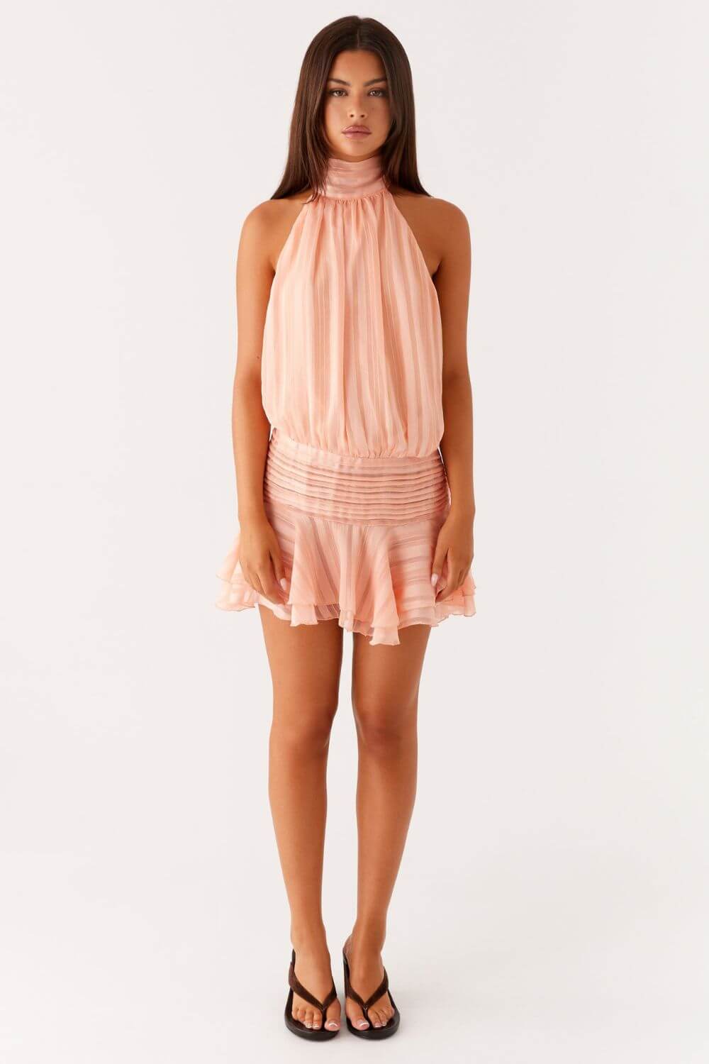 Vestido Feminino Curto Acetinado Gola Alta – Amalfi
