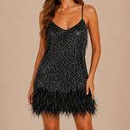 Vestido Feminino Curto de Paetê Franjas e Plumas – Anouk