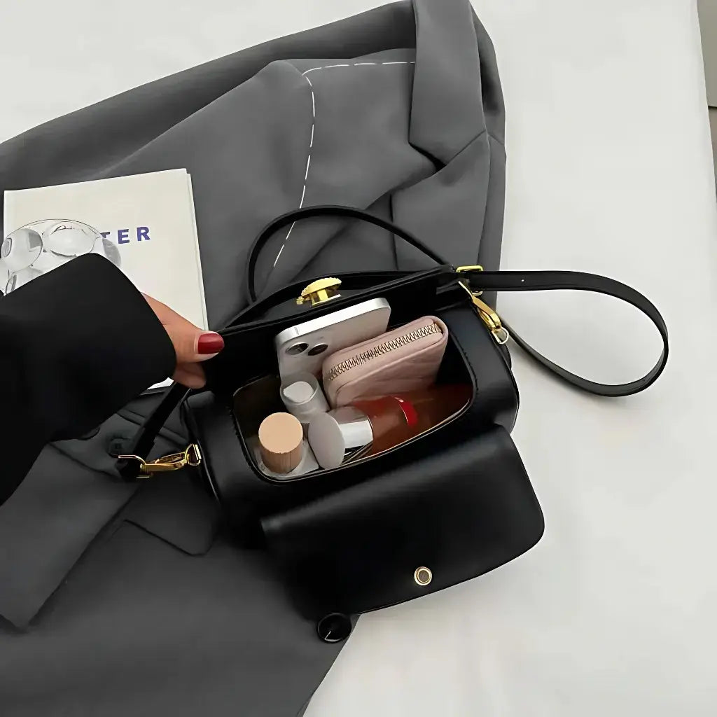 Bolsa-Feminina-de-Couro-Preto-Modelo-Mary