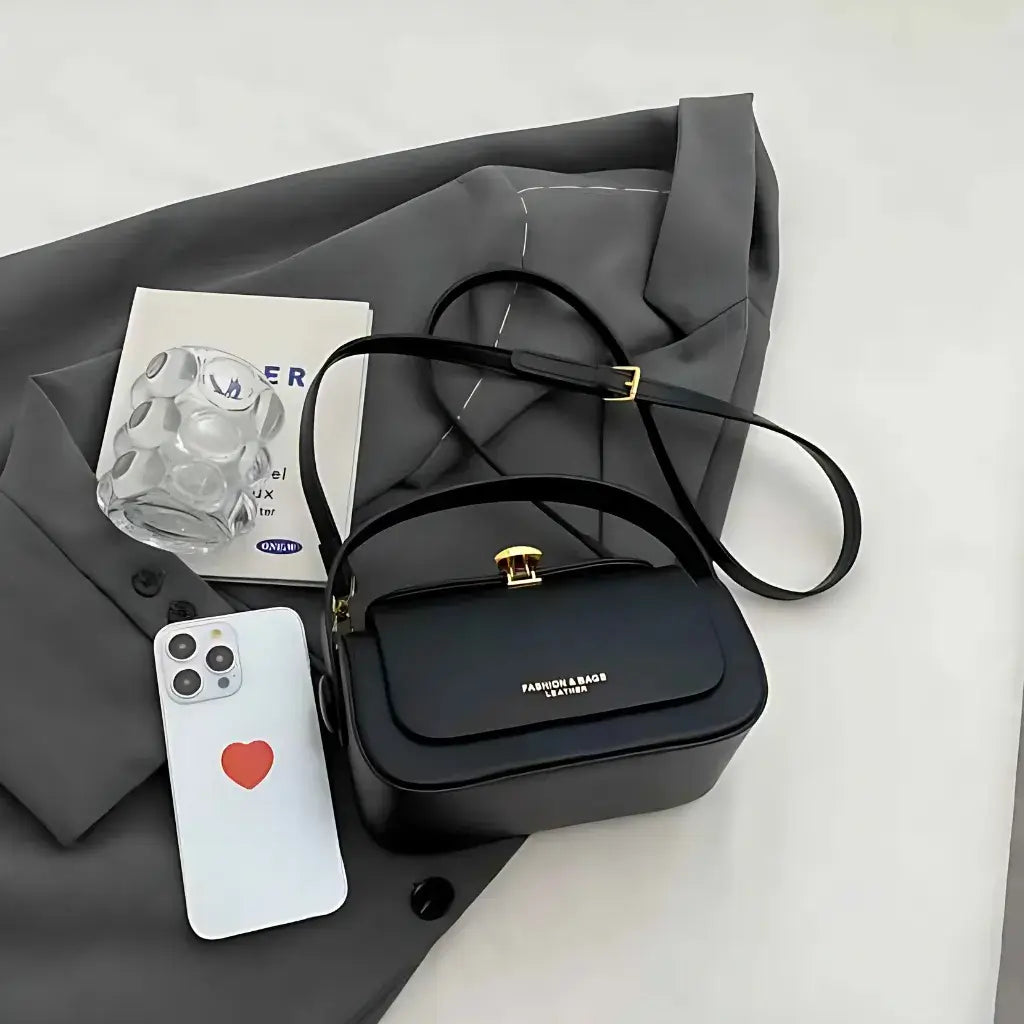 Bolsa-Feminina-de-Couro-Preto-Modelo-Mary