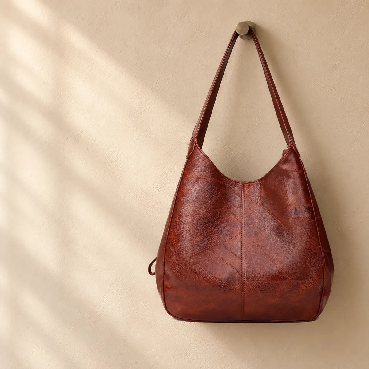 Bolsa Hobo Feminina - Astrid