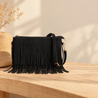 Bolsa Transversal Feminina Pequena Camurça Franjas Boho Caramelo Preta