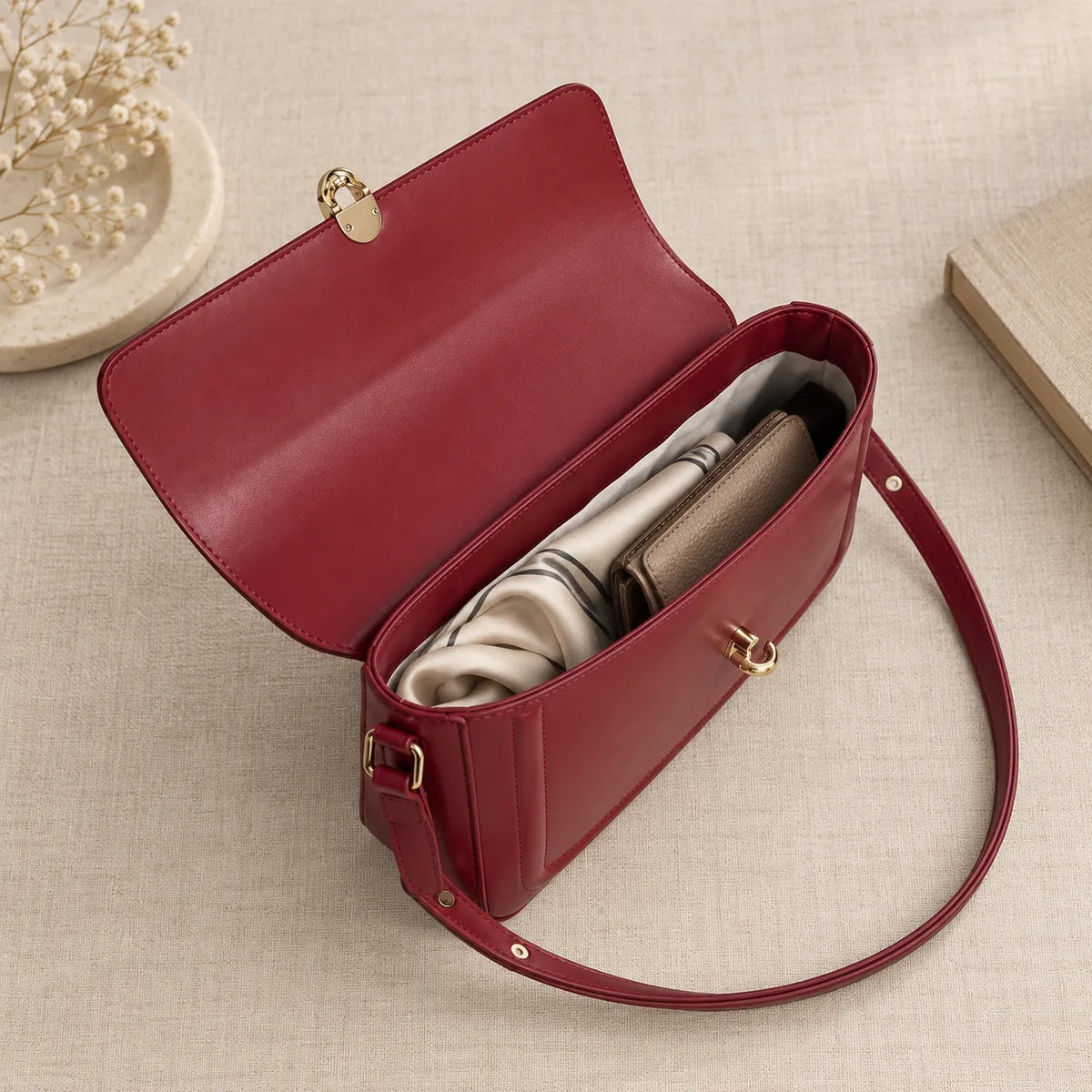 Bolsa de Ombro Feminina - Lucienne