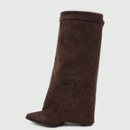 Bota feminina elegante em camurça premium marrom Verona