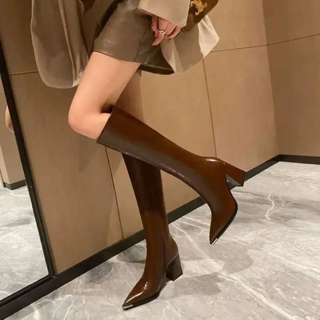 Bota Feminina Cano Longo Couro Salto Alto