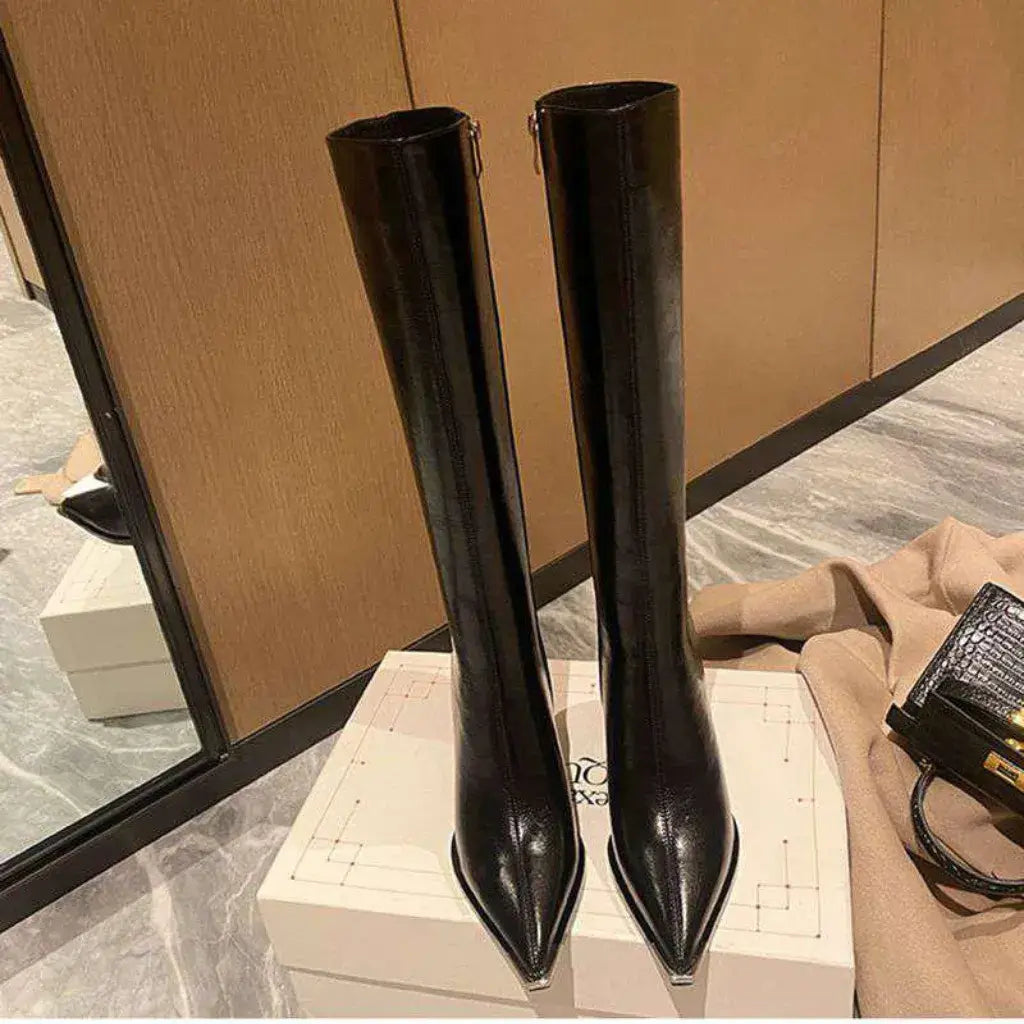 Bota Feminina Cano Longo Couro Salto Alto