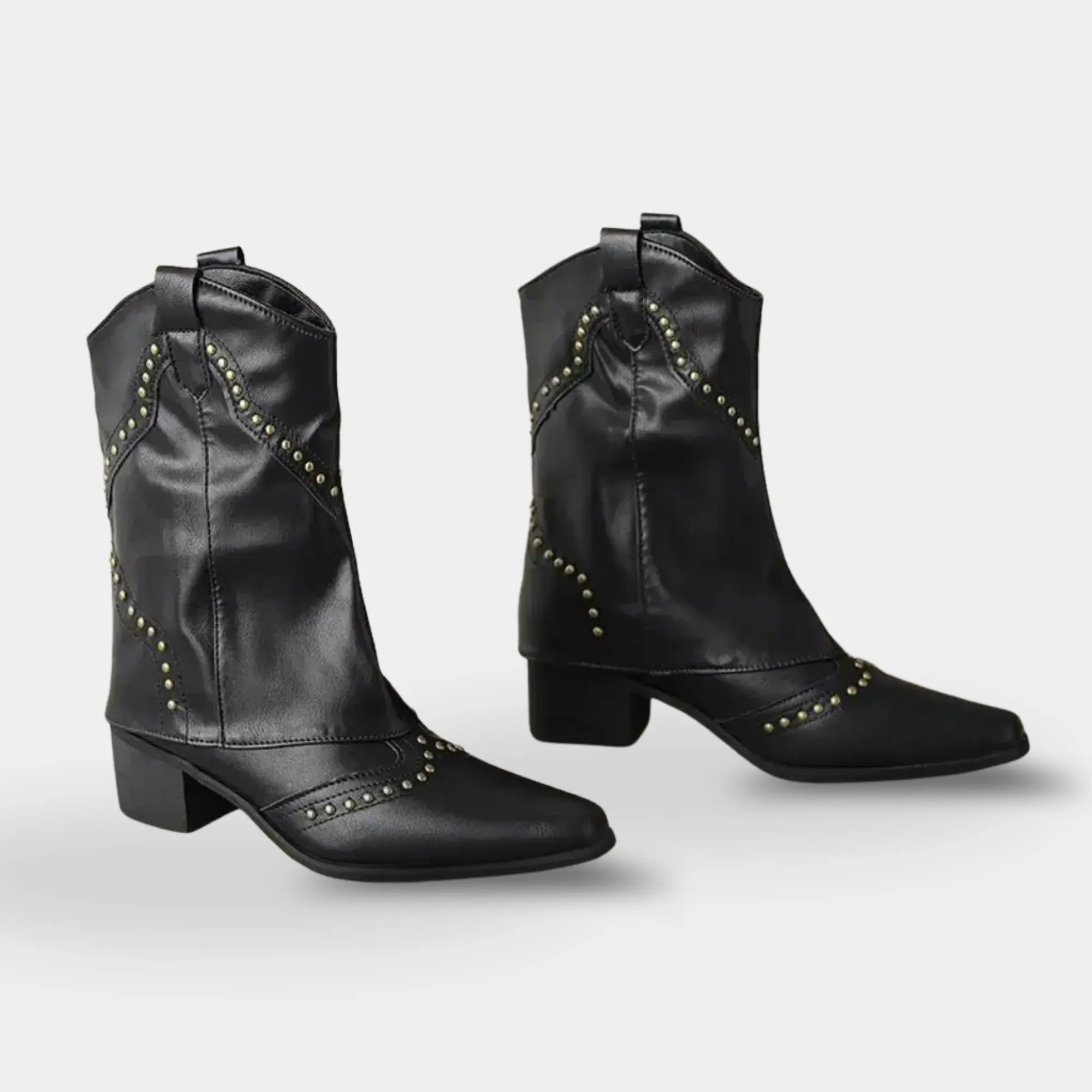 Bota Texana Feminina Preta com Tachas Denver com medidas de cano 18,5 cm circunferência 32 cm e salto 5 cm