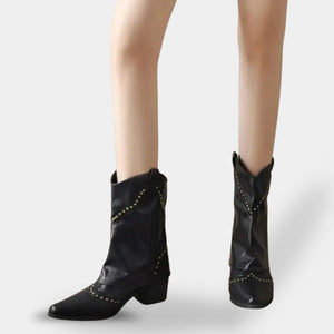 Par de Botas Texanas Femininas Pretas com Tachas Denver estilo country chic com salto bloco e cano médio