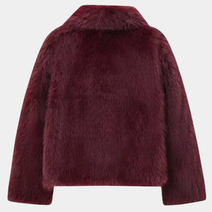 Parte traseira do casaco feminino vinho de pele sintética premium Florence com acabamento peluciado sofisticado e caimento elegante de inverno
