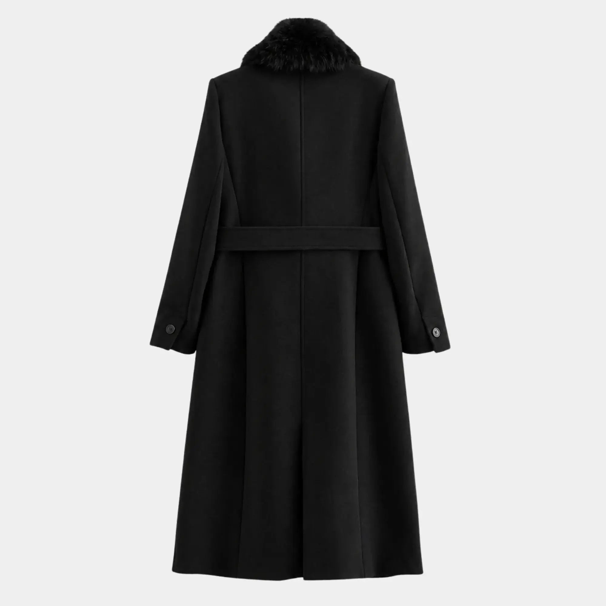 Detalhe da gola em pelo sintético preto macio no casaco feminino de inverno elegante em lã batida premium