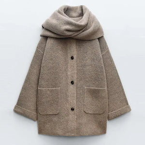 Casaco de Lã Feminino com Cachecol