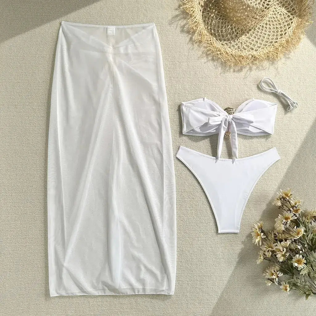Conjunto Biquíni Cintura Alta e Saída de Praia Elegante