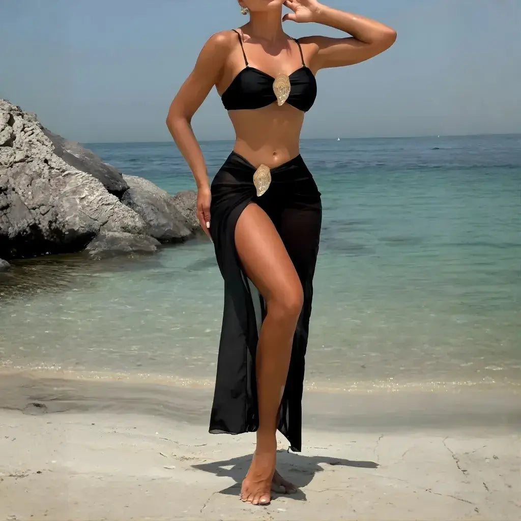 Conjunto Biquíni Cintura Alta e Saída de Praia Elegante