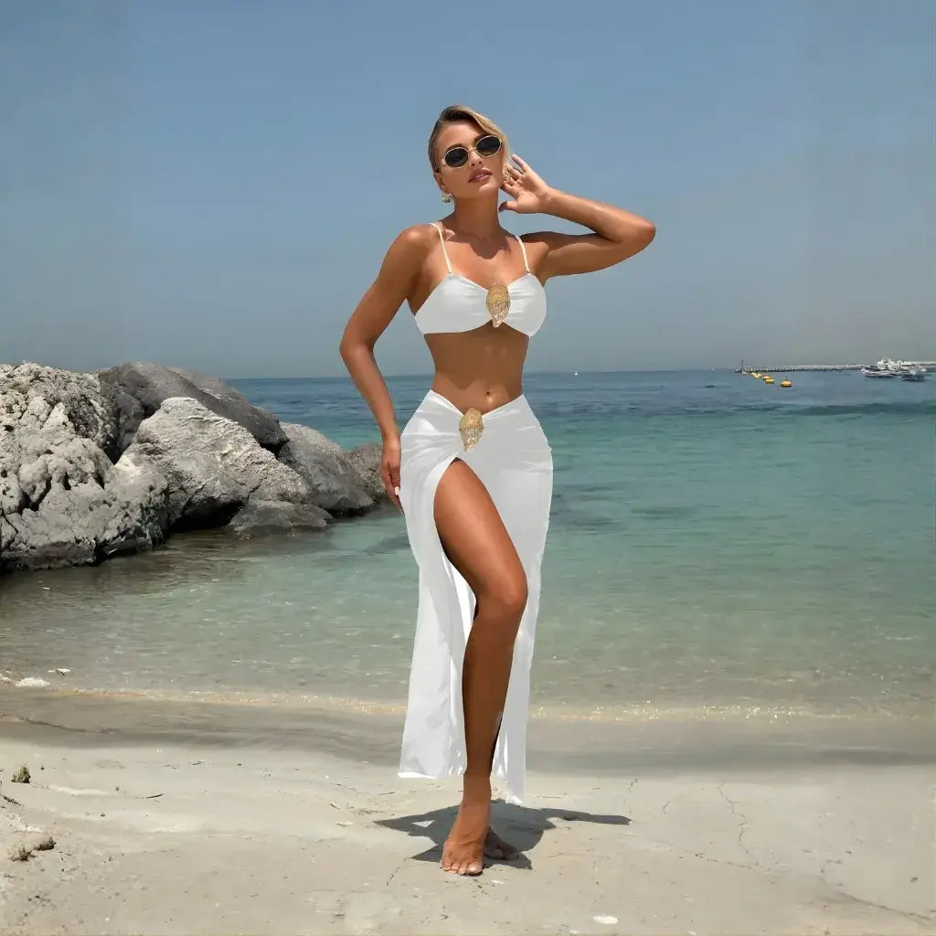 Conjunto Biquíni Cintura Alta e Saída de Praia Elegante