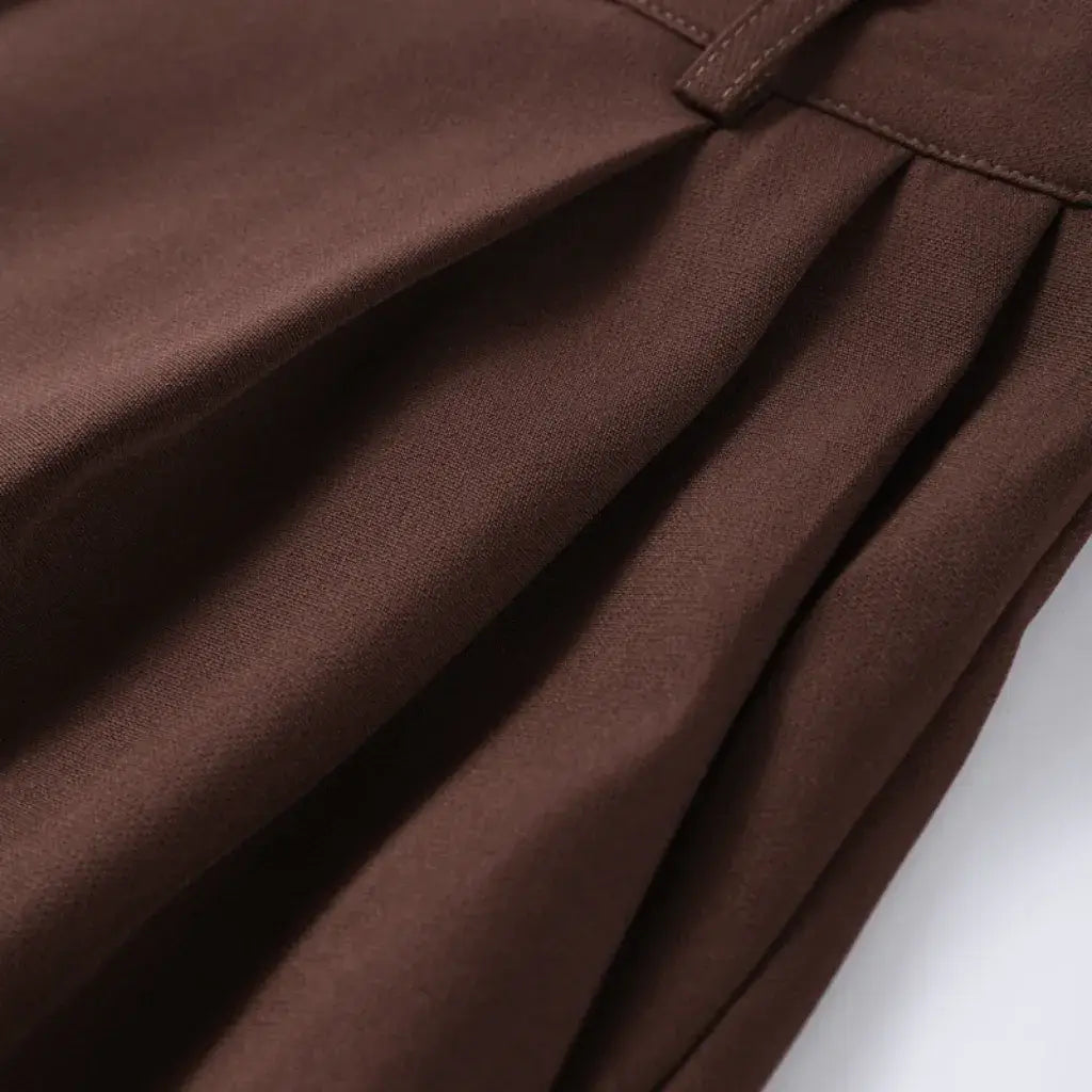 Conjunto Feminino Alfaiataria Marrom Modelo Mariane