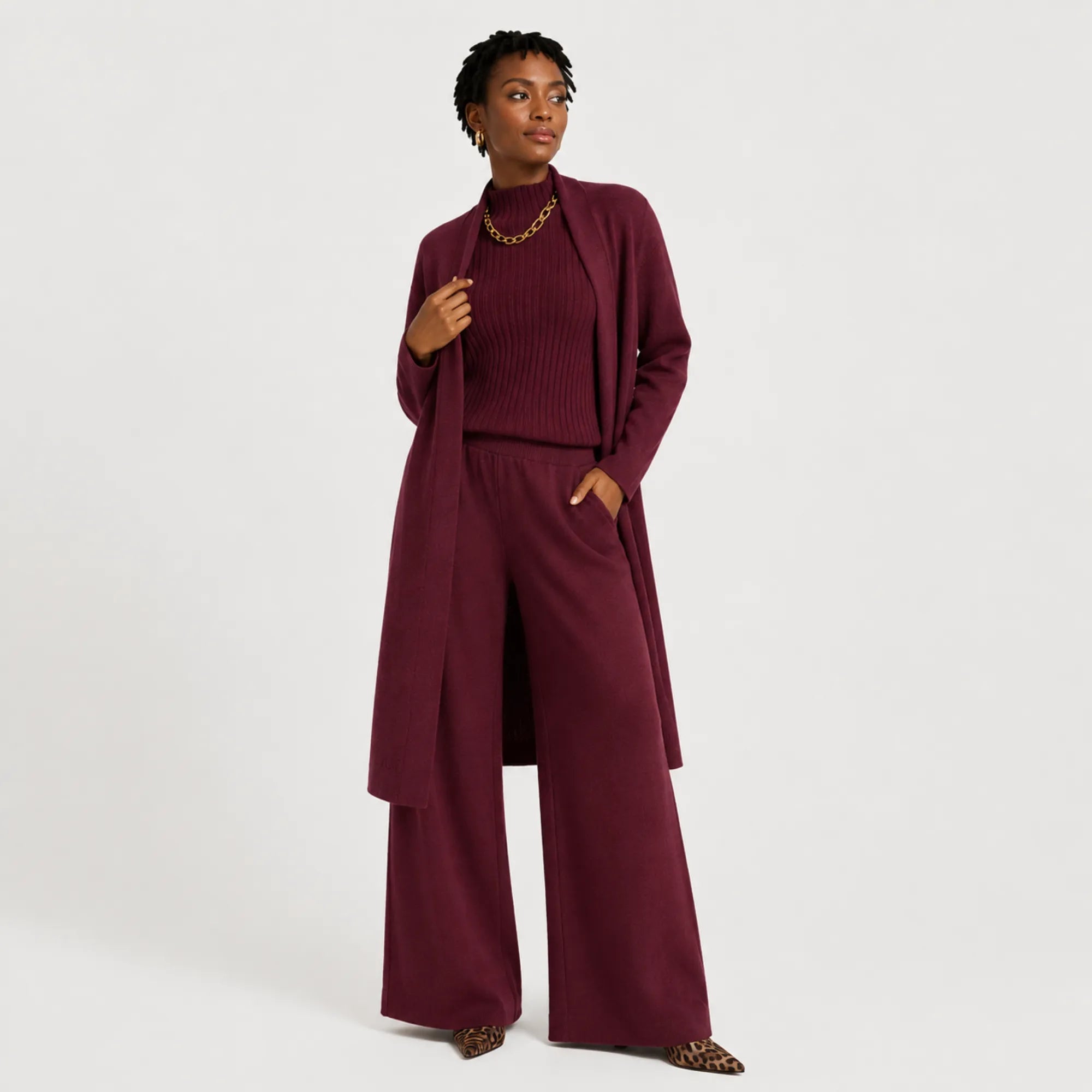 Conjunto bordô feminino em tricô premium com cardigan alongado, top e calça confortável