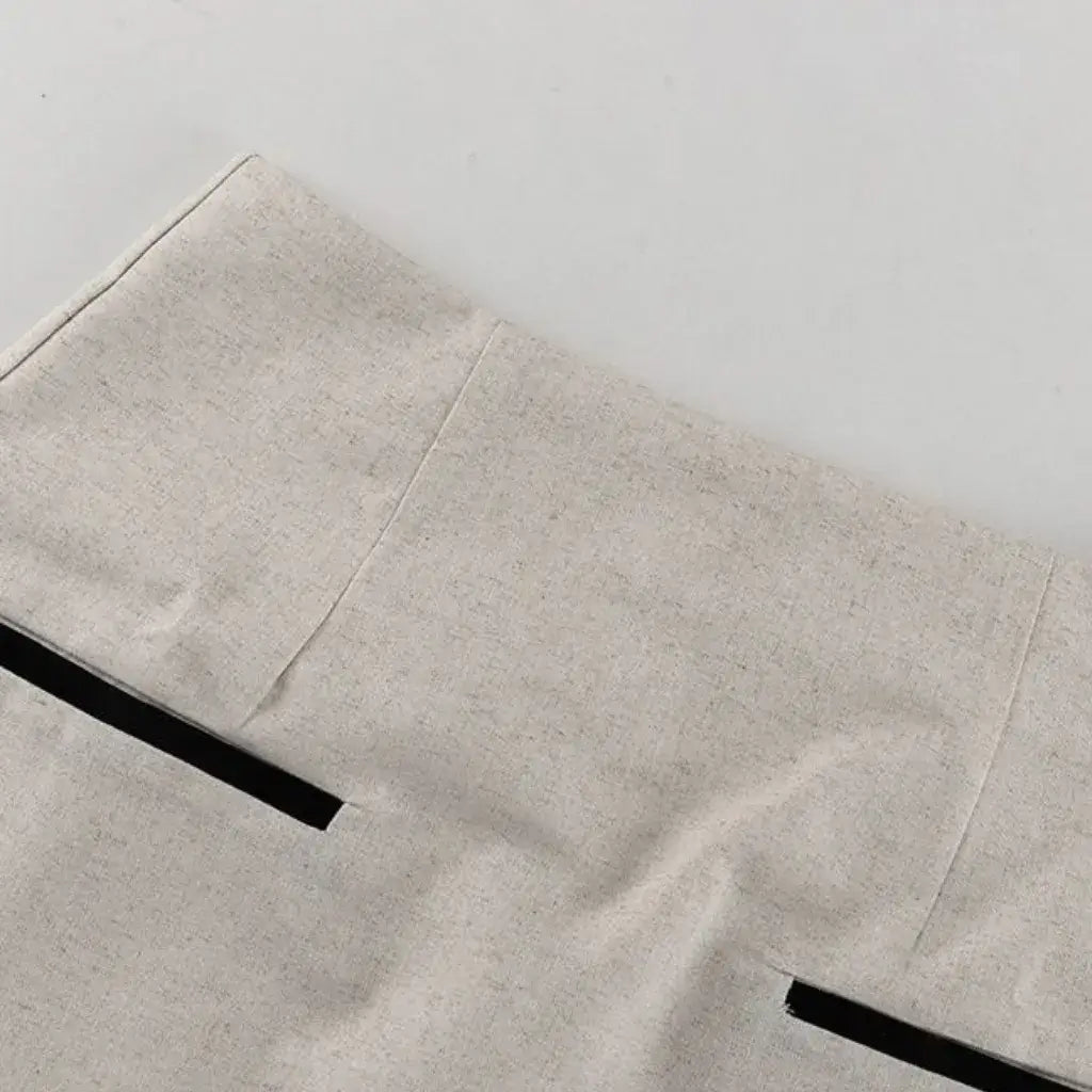 Conjunto Feminino com Short Saia e Colete Elegante