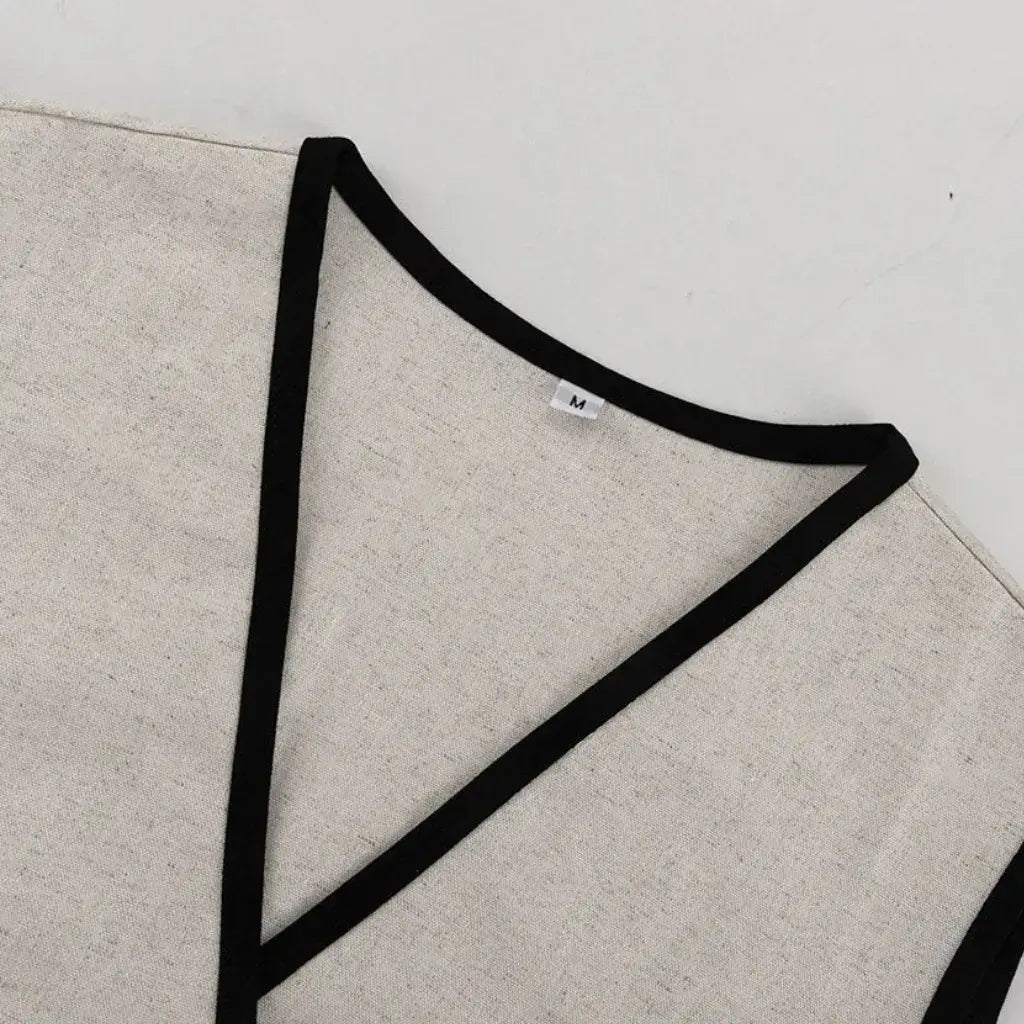 Conjunto Feminino com Short Saia e Colete Elegante