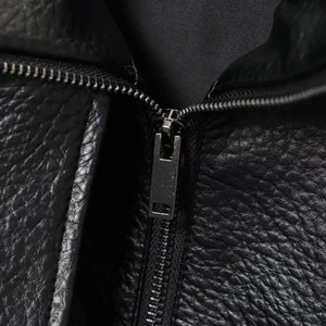 Jaqueta couro feminina oversized preta estilo luxo urbano com acabamento sofisticado