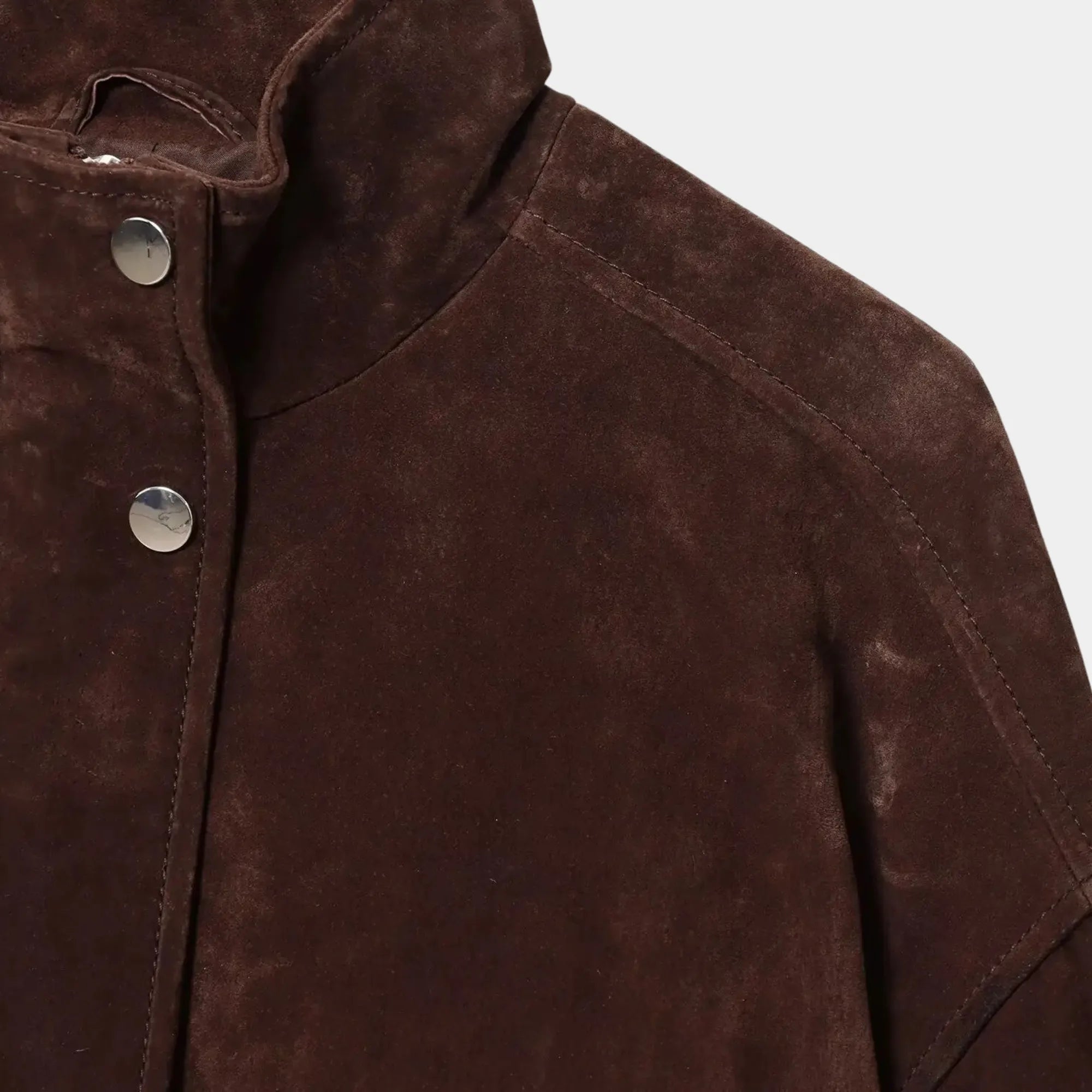 Jaqueta feminina marrom escuro oversized com visual sofisticado e modelagem moderna
