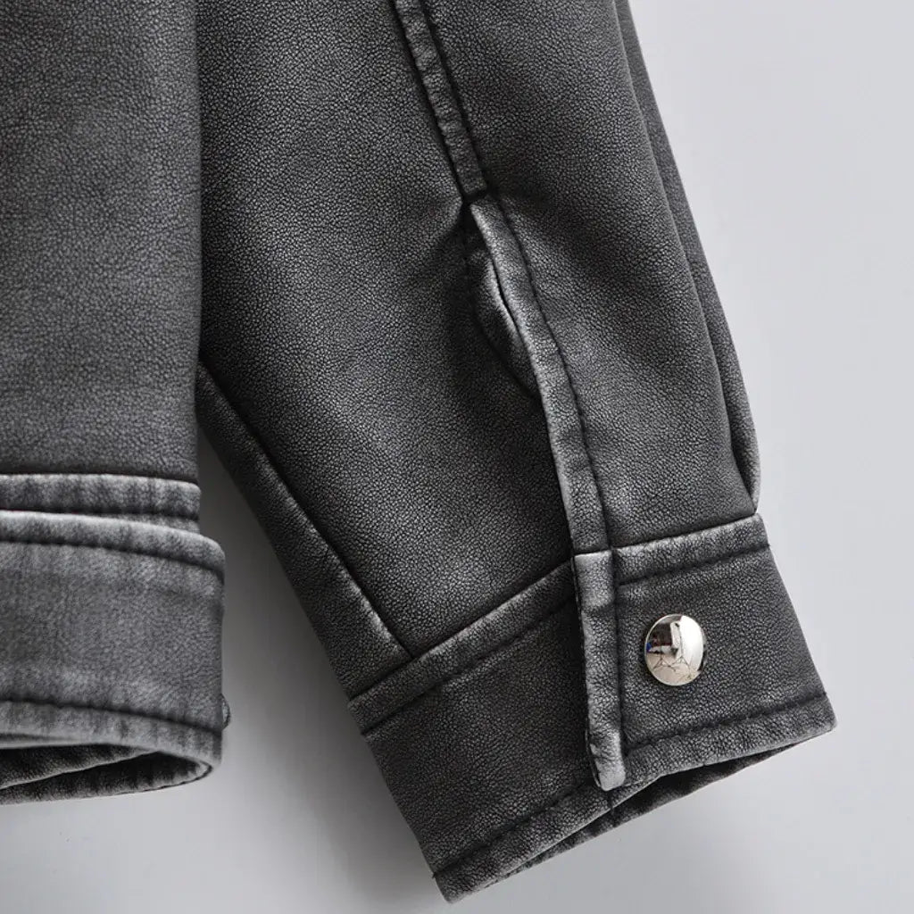 Jaqueta Oversized de Couro Feminina