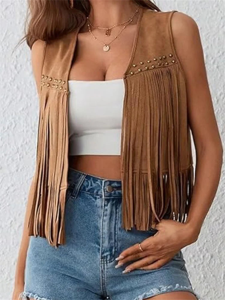 Colete Feminino Franjas em Camurça com Tachas Douradas  Savannah