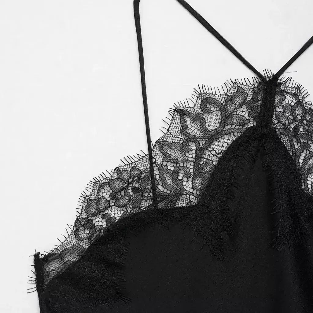 Vestido Assimétrico Acetinado Renda de Festa