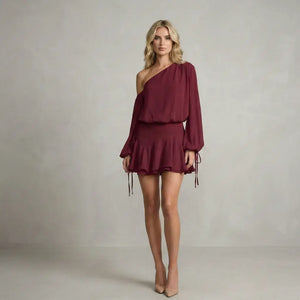 Vestido Curto Feminino Um Ombro Só Manga Longa