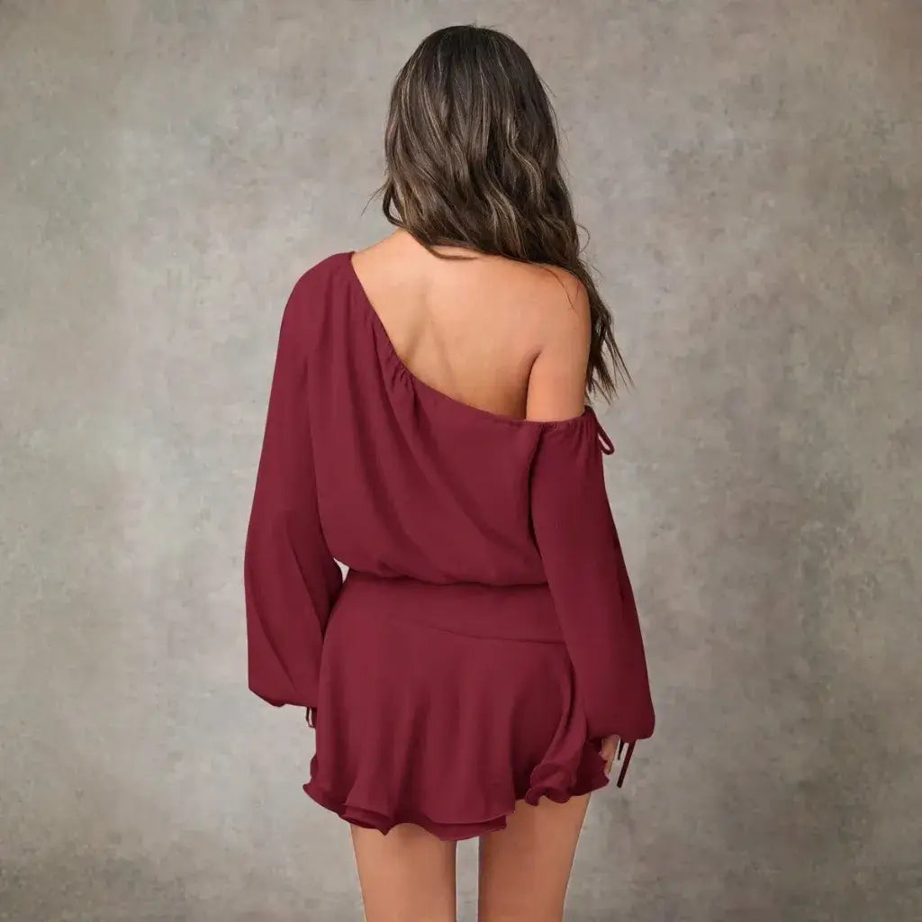 Vestido Curto Feminino Um Ombro Só Manga Longa