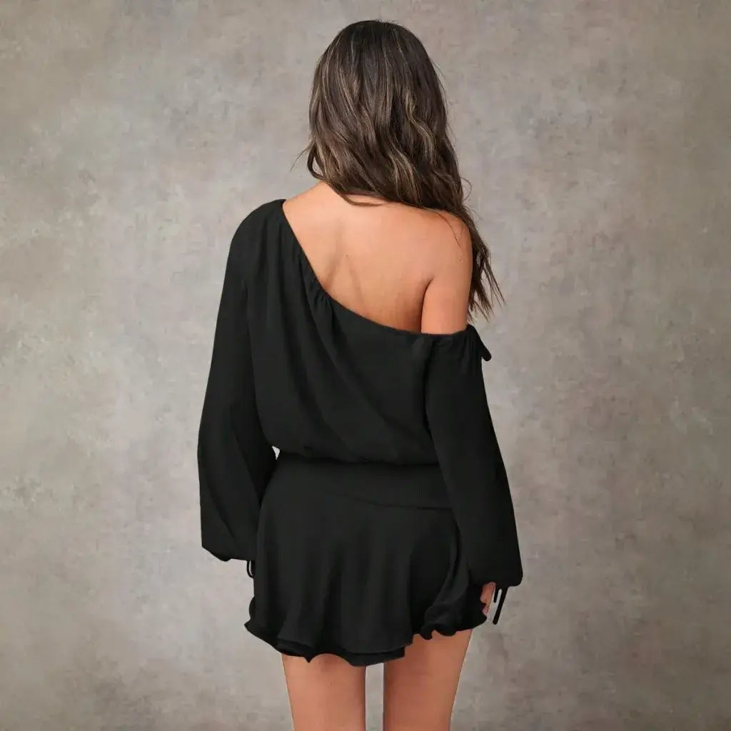 Vestido Curto Feminino Um Ombro Só Manga Longa