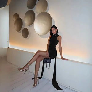 Vestido-Curto-Preto-Modelo-Sia