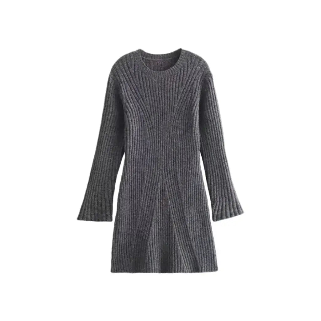 Vestido Curto de Malha Canelada Cinza