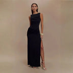 Vestido Longo Elegante Drapeado com Fenda Sofisticada