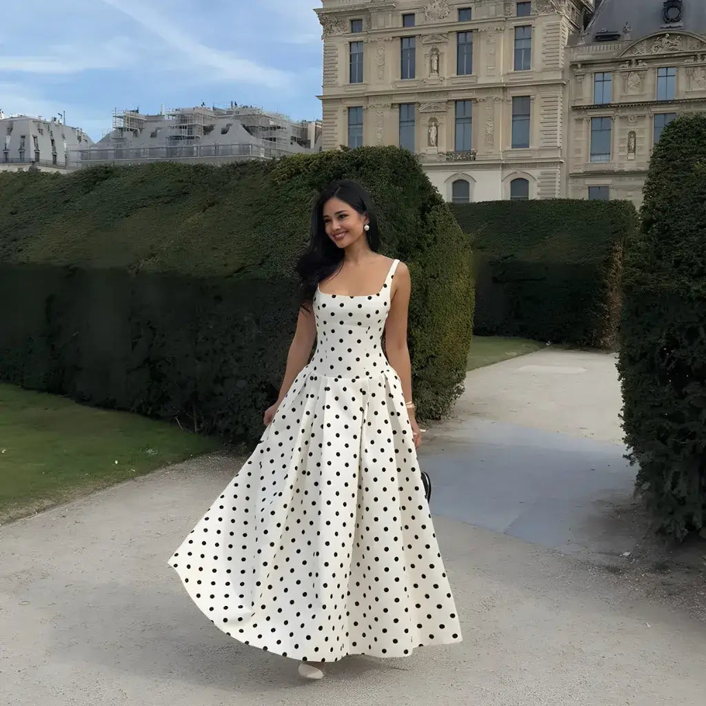 Vestido Longo Poá Acinturado Preto e Branco Elegante
