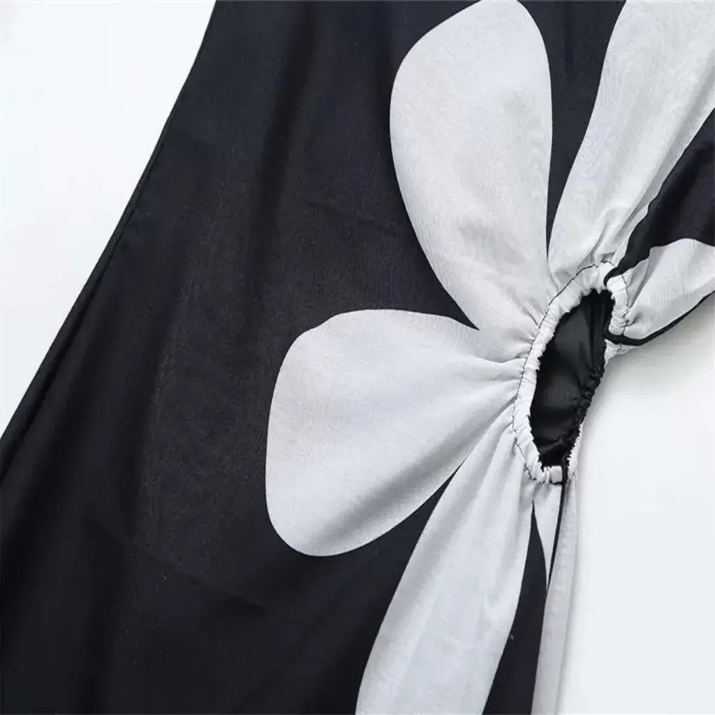 Vestido Midi Floral Elegante com Recorte Lateral