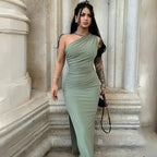 Vestido-Midi-Modelo-Maeva