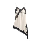 Vestido Slip Dress de Cetim Assimétrico com Renda Feminino
