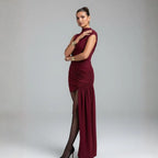 Vestido de Festa Curto Drapeado Cauda Lateral Elegante