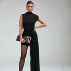 Vestido de Festa Curto Drapeado Cauda Lateral Elegante